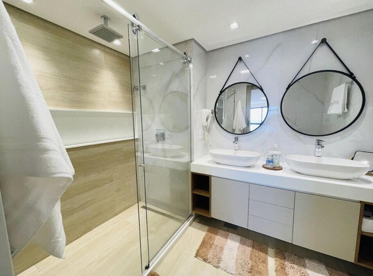 Flat Luxuoso Alto Padrao Frente Mar Com 2 Suites No Iate Plaza Fortaleza  Eksteriør billede