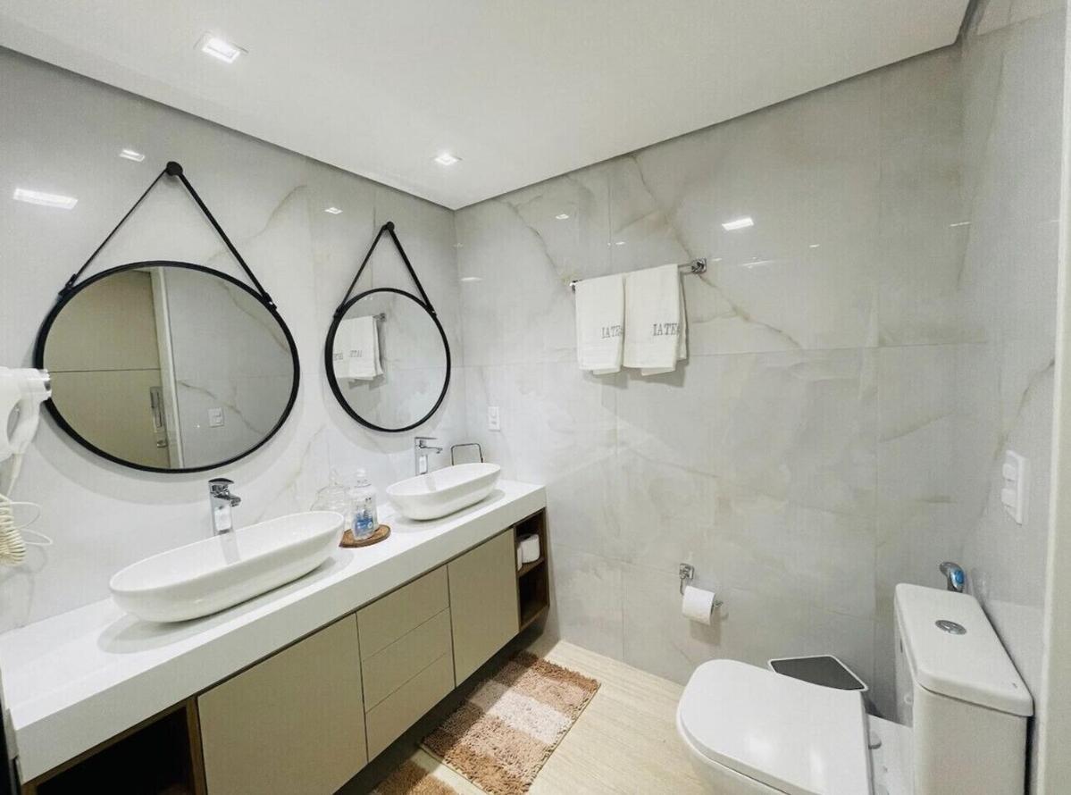 Flat Luxuoso Alto Padrao Frente Mar Com 2 Suites No Iate Plaza Fortaleza  Eksteriør billede